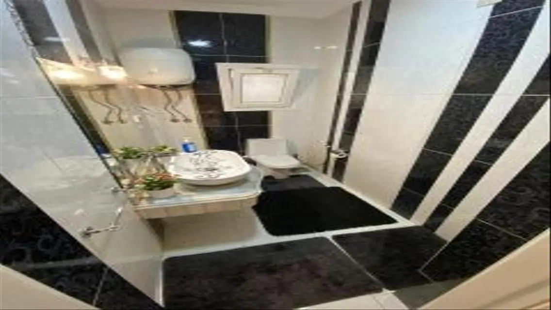 Luxury Apartment in Al-Bayan with Private Pool and Garden