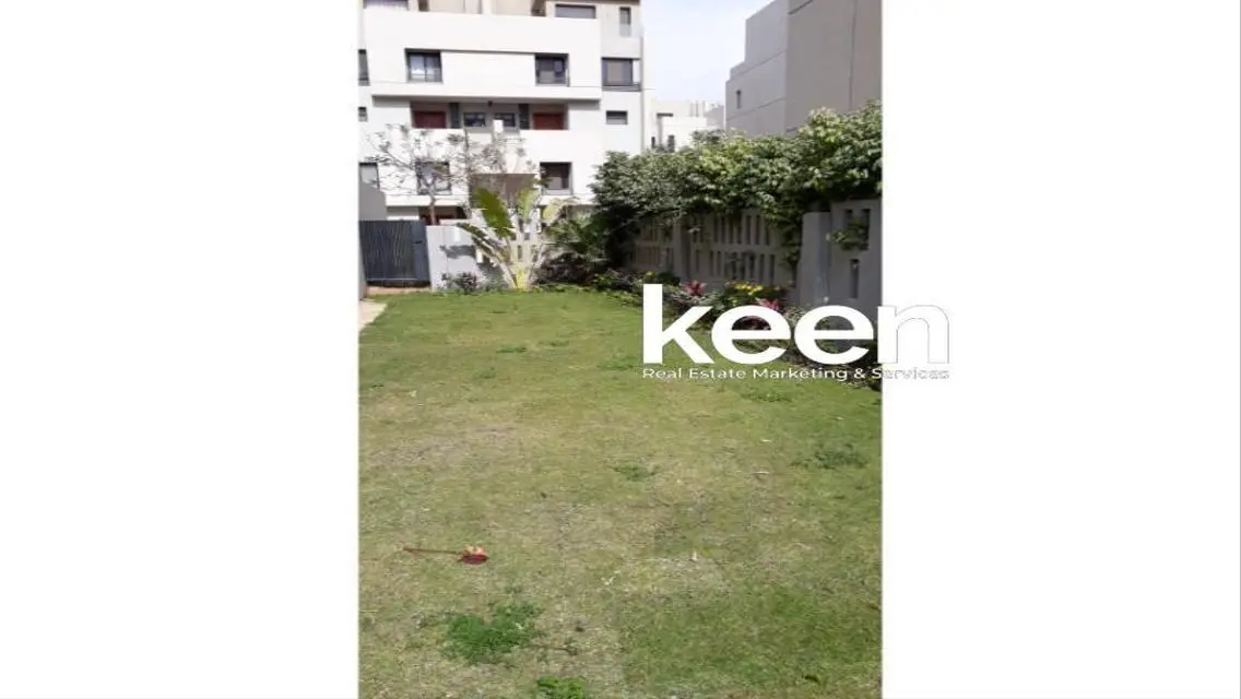 دوبلكس مع حديقة موقع مميز تشطيب كامل