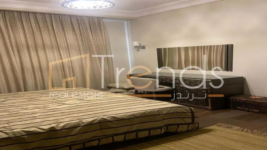 للايجار 3 غرف تكييفات ومطبخ بالاجهزه فى الباتيو7