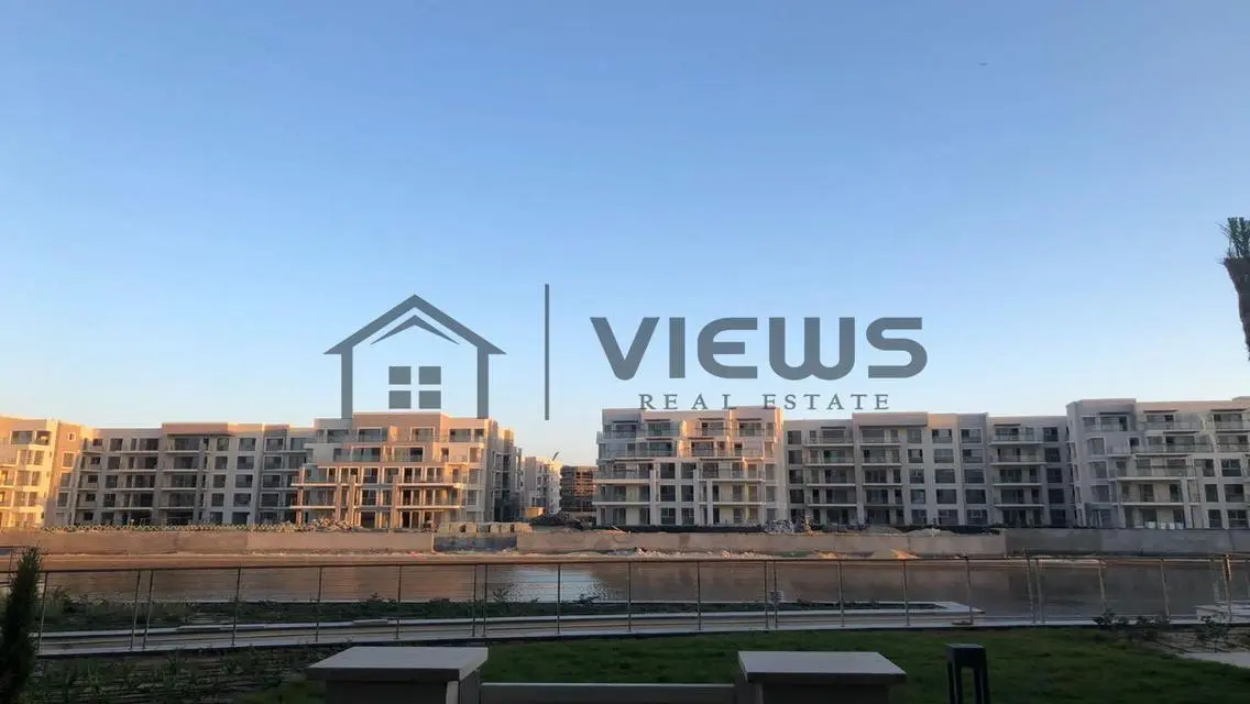 chalet with garden | canal view | Marina | Marassi