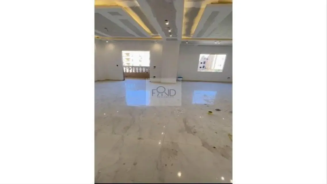 شقة للبيع سوبر لوكس بالمستثمرين الجنوبية اول سكن ل