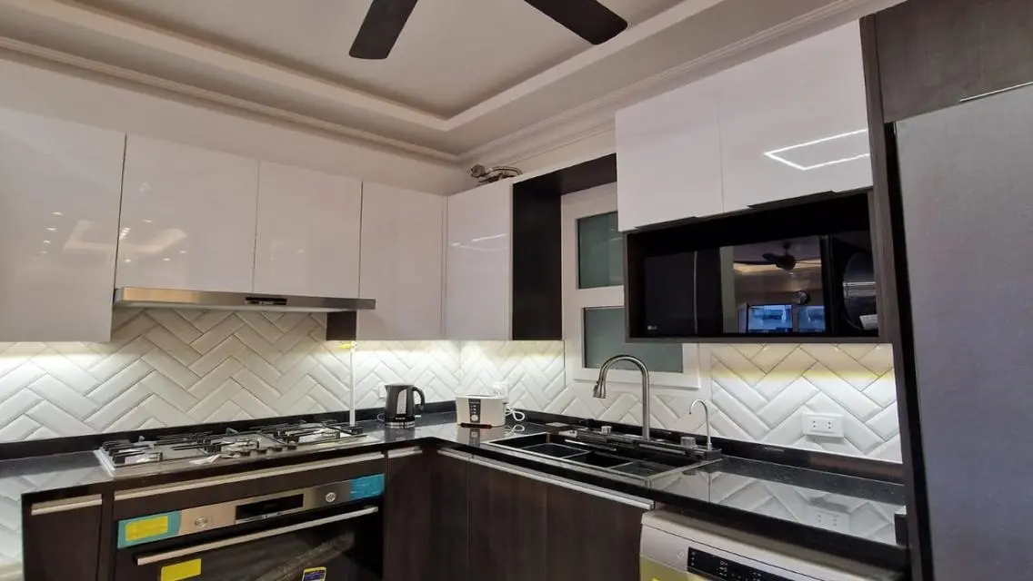 Furnished Apartment | prime location and view 