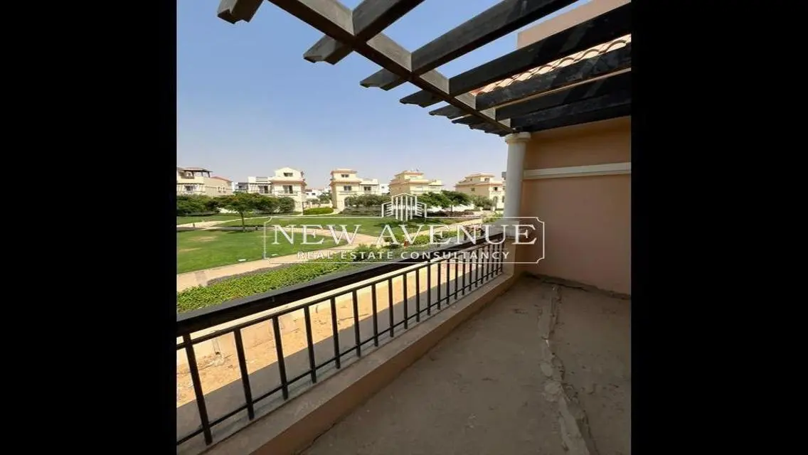 4 bedrooms Standalone landscape view in Hyde Park