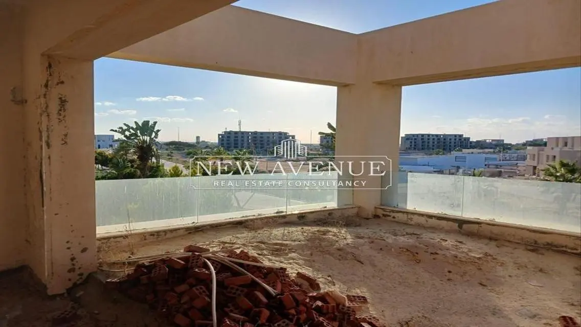 Second row golf Senior Chalet in Hacienda Bay