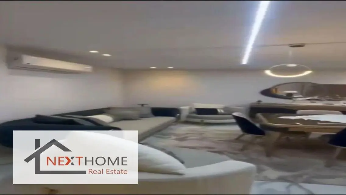 Apartment in Hyde Park (Park Corner) 145 m open v