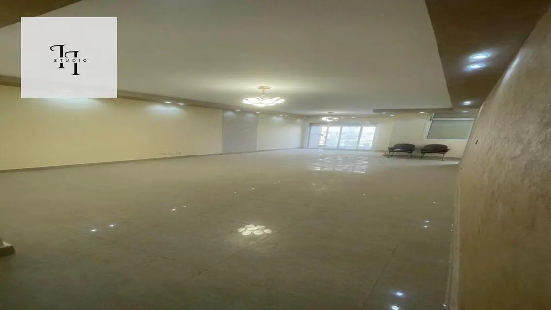 Luxury Apartment for Sale at an Attractive Price