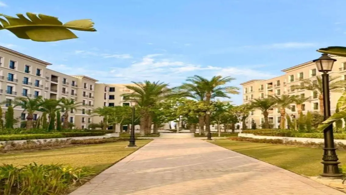Townhouse in Village West next to Cairo Gate Emaar