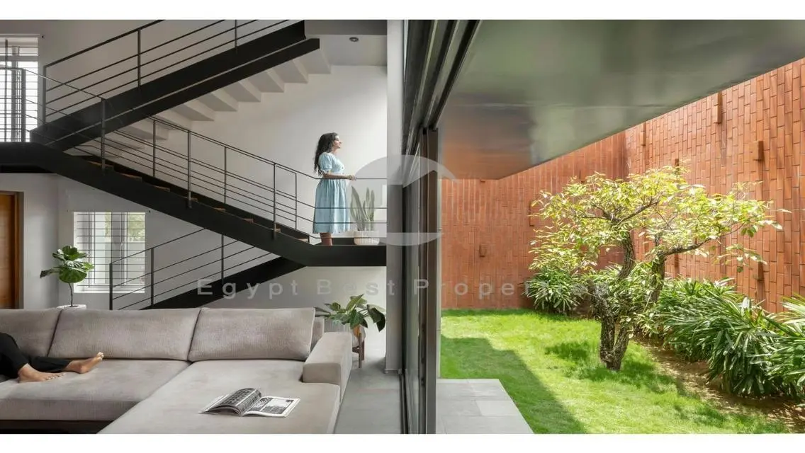 Town house for sale in Hyde Park with a 5% Dp