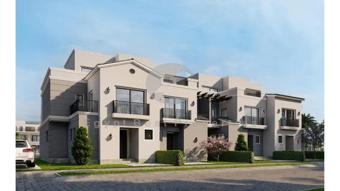 For sale Town house in Hyde Park With Installments