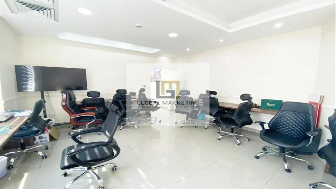 Office 220m finished for rent in Teseen Street