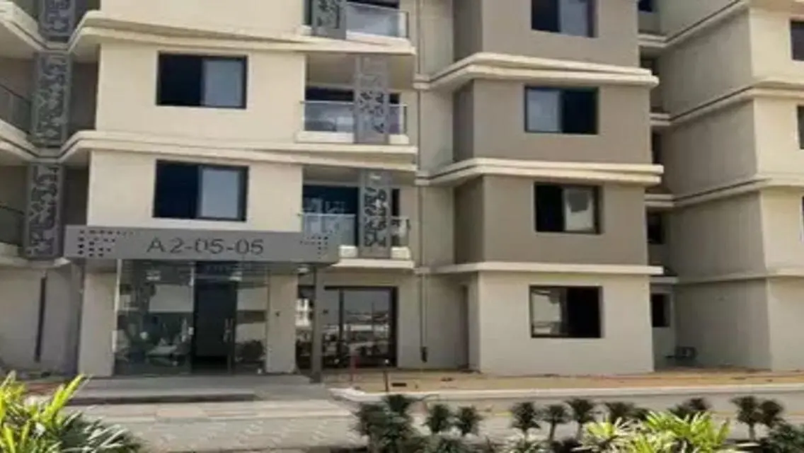 Apartment next to Mall of Egypt over 12 years