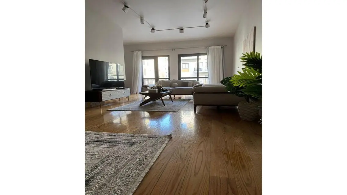 Apartment For Rent in Eastown ,Fully Furnished