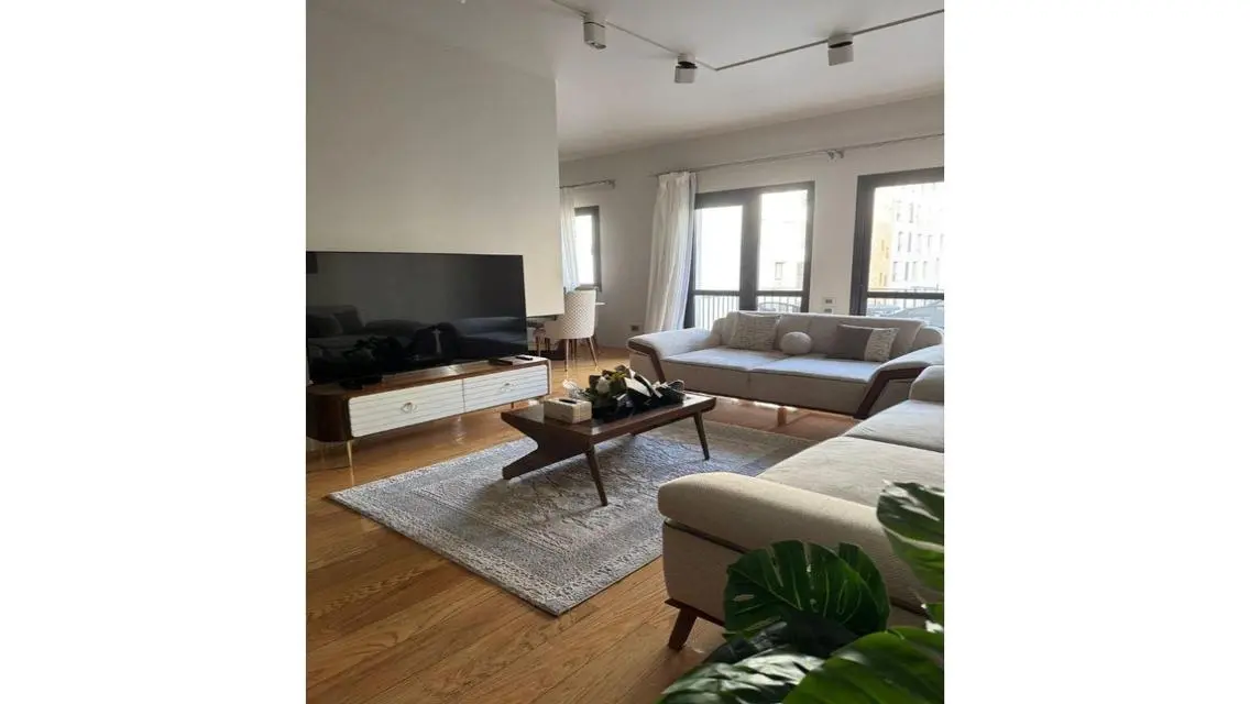 Apartment For Rent in Eastown ,Fully Furnished