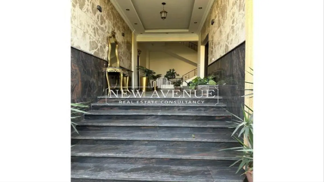 Luxurious Standalone 1200m² with large garden Delivered