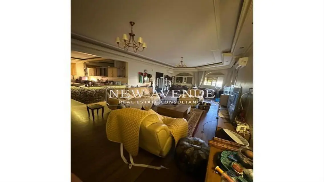 Luxurious Standalone 1200m² with large garden Delivered