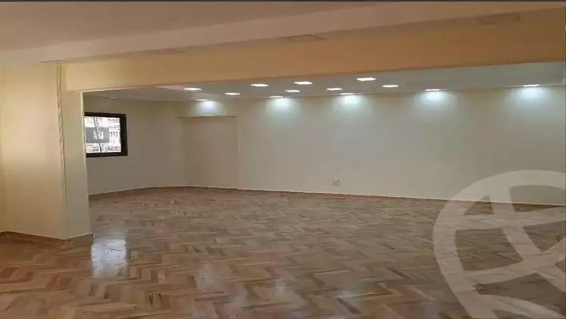 شقه للايجار تشطيب شارع عباس العقاد الرئيسي
