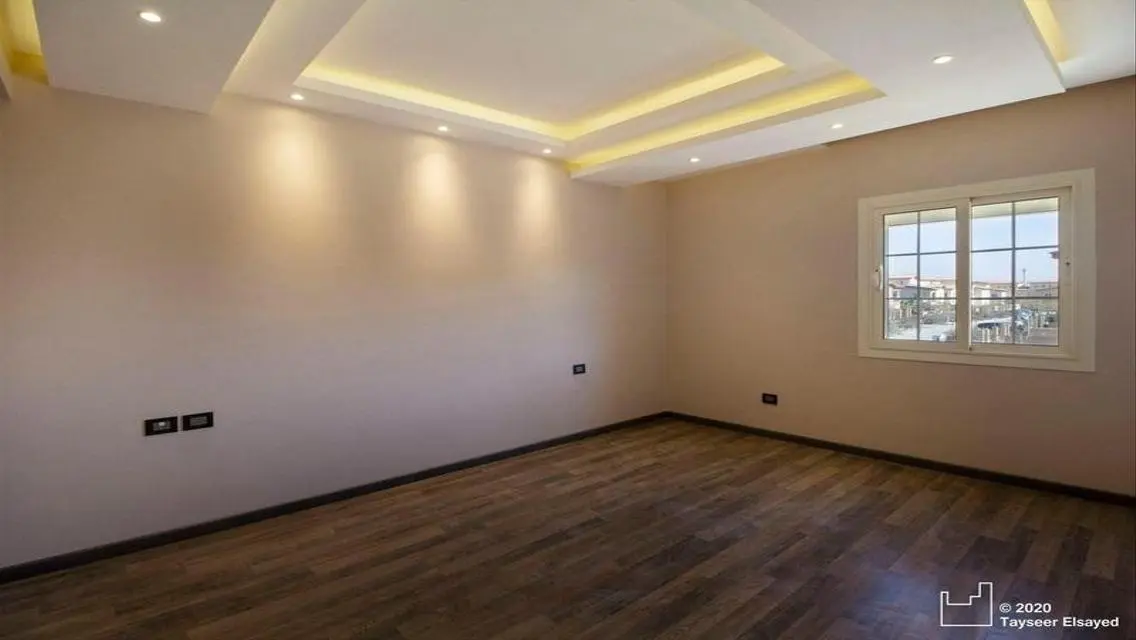 Townhouse Middle With The Cost Of The Launch