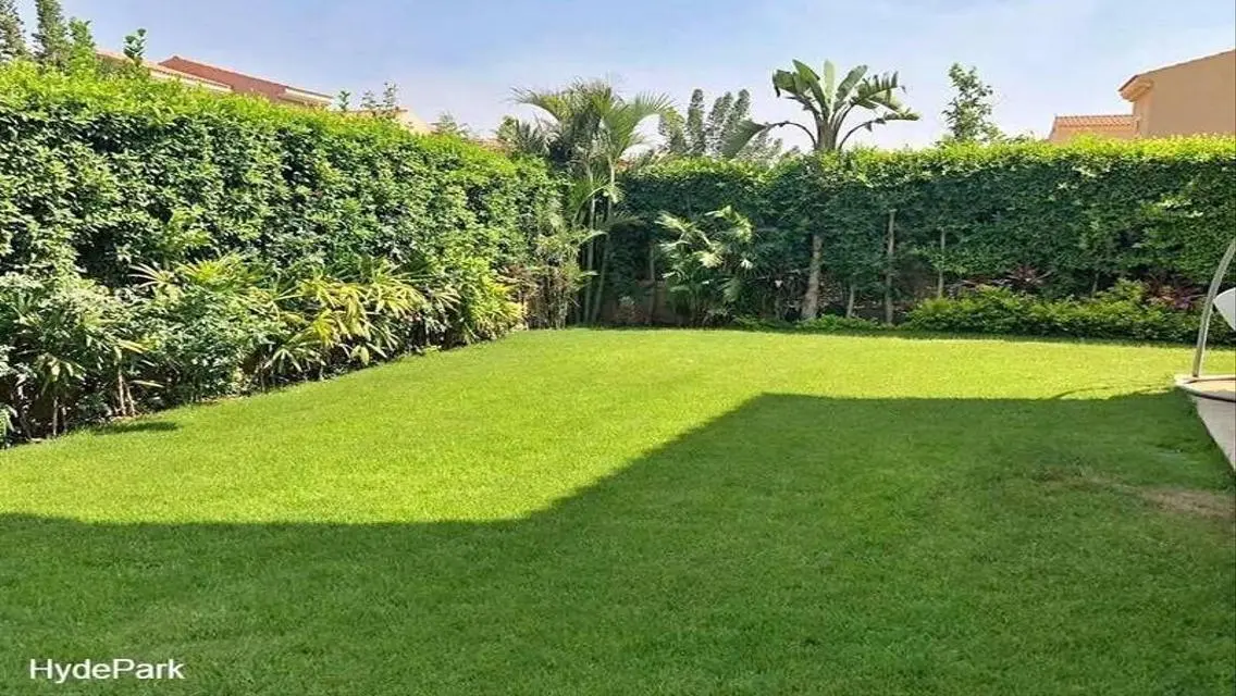 Townhouse Middle With The Cost Of The Launch