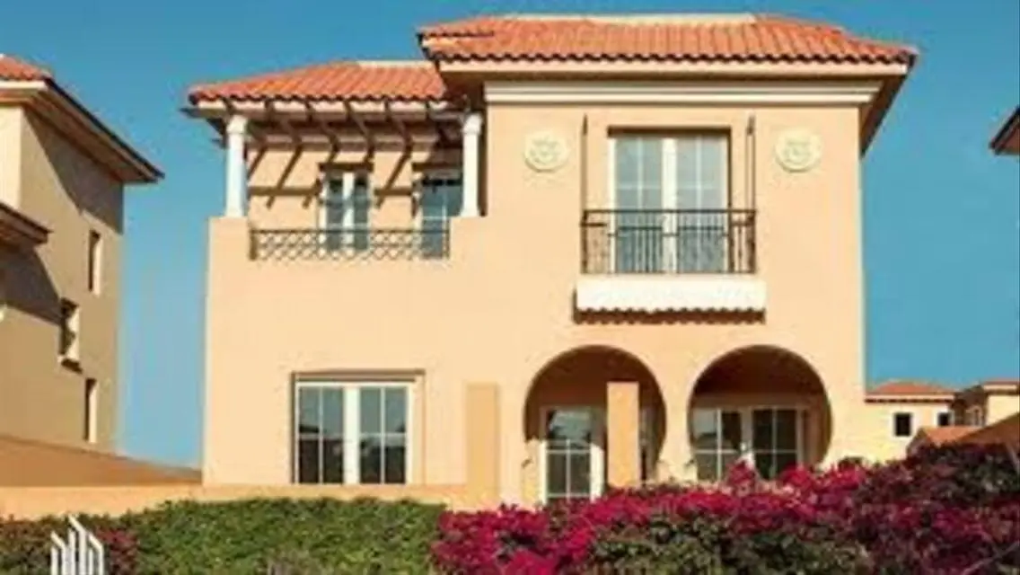 Townhouse Middle With The Cost Of The Launch