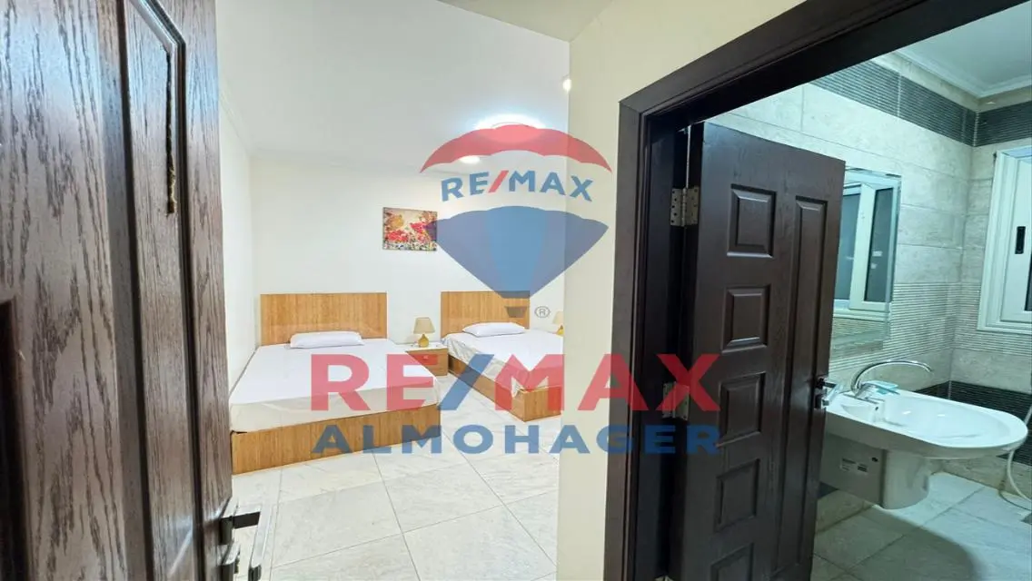 Chalet with Garden for Sale in Hacienda Bay