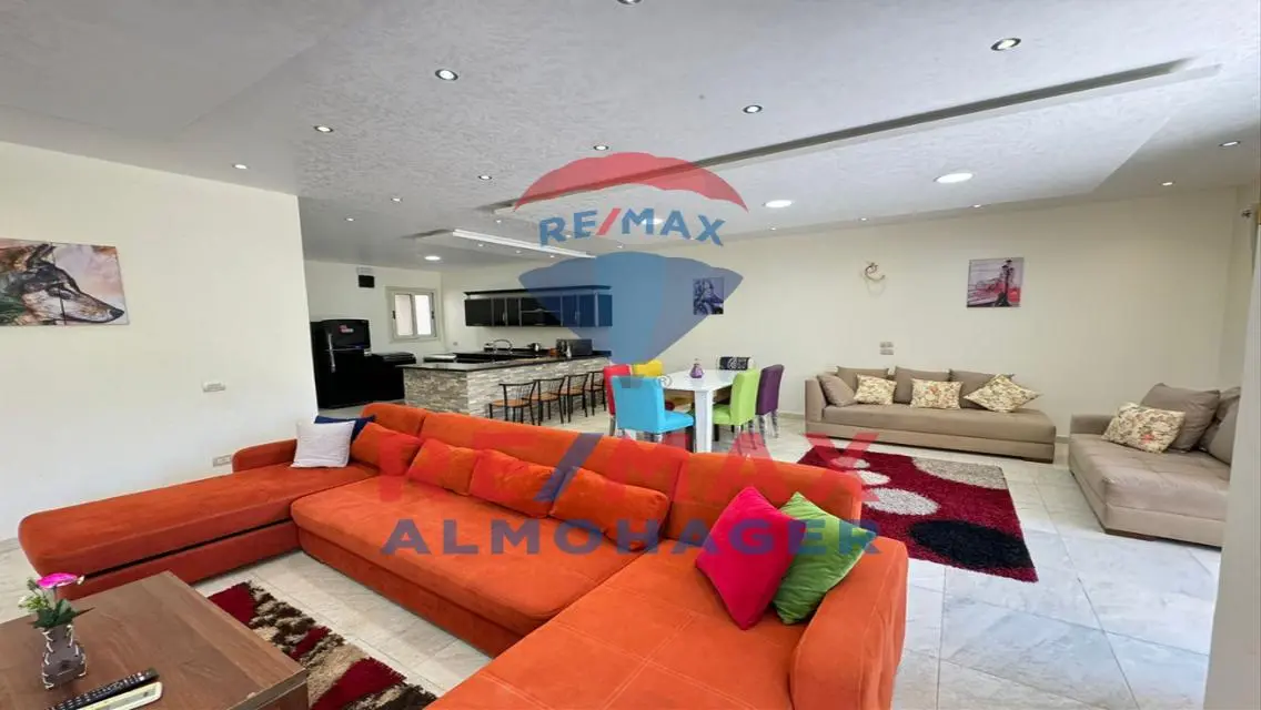 Chalet with Garden for Sale in Hacienda Bay