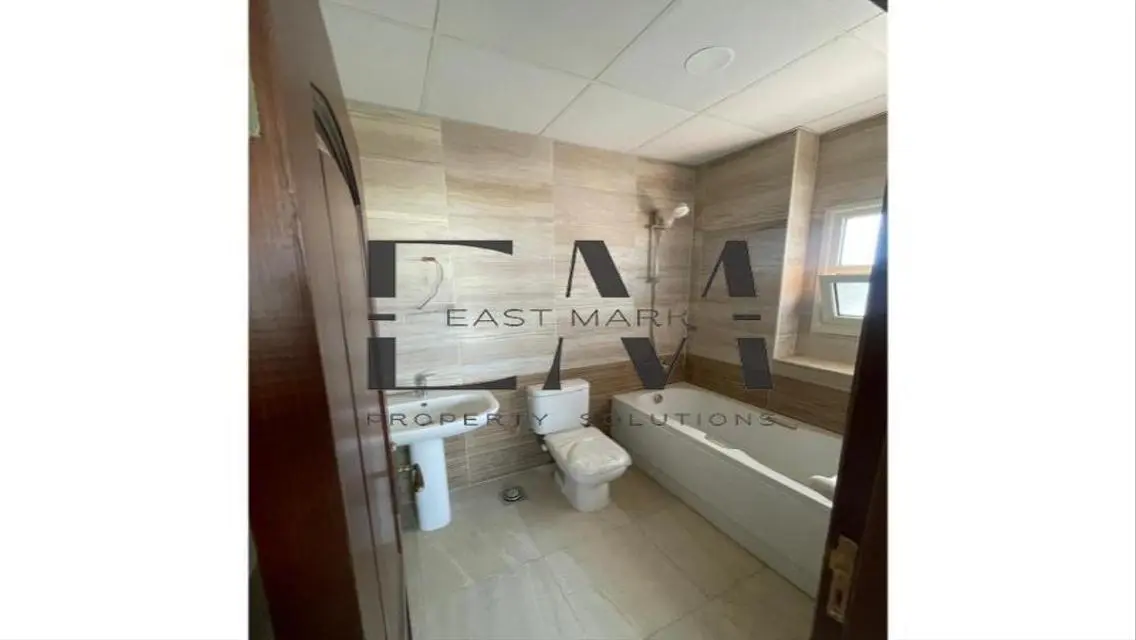 شقه بموقع ممتاز تشطيب سوبر لوكس المستثمرين الجنوبي