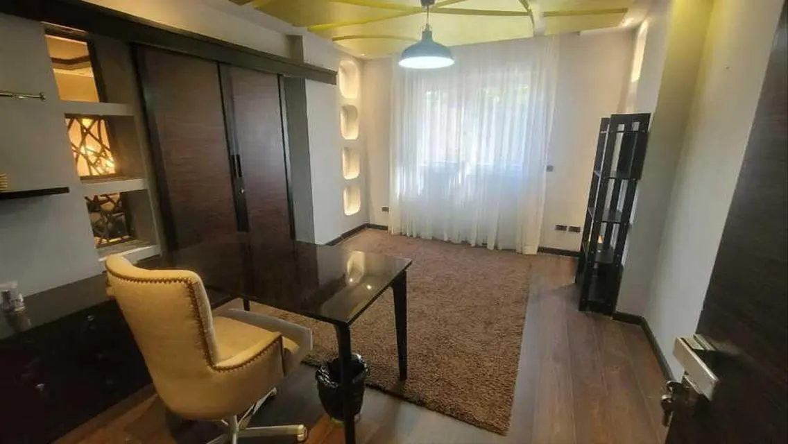 Ground floor apartment with garden for sale zayed