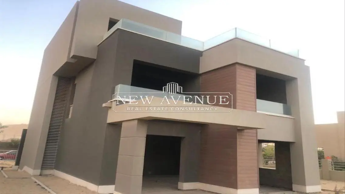 Standalone Villa 5 bedrooms corner - PalmHills PK2