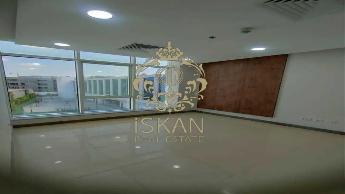 Office for rent Under Market Price front park.st