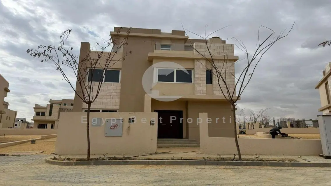 READY TO MOVE TWIN 4BEDROOM IN TAWNY OVER 8Y