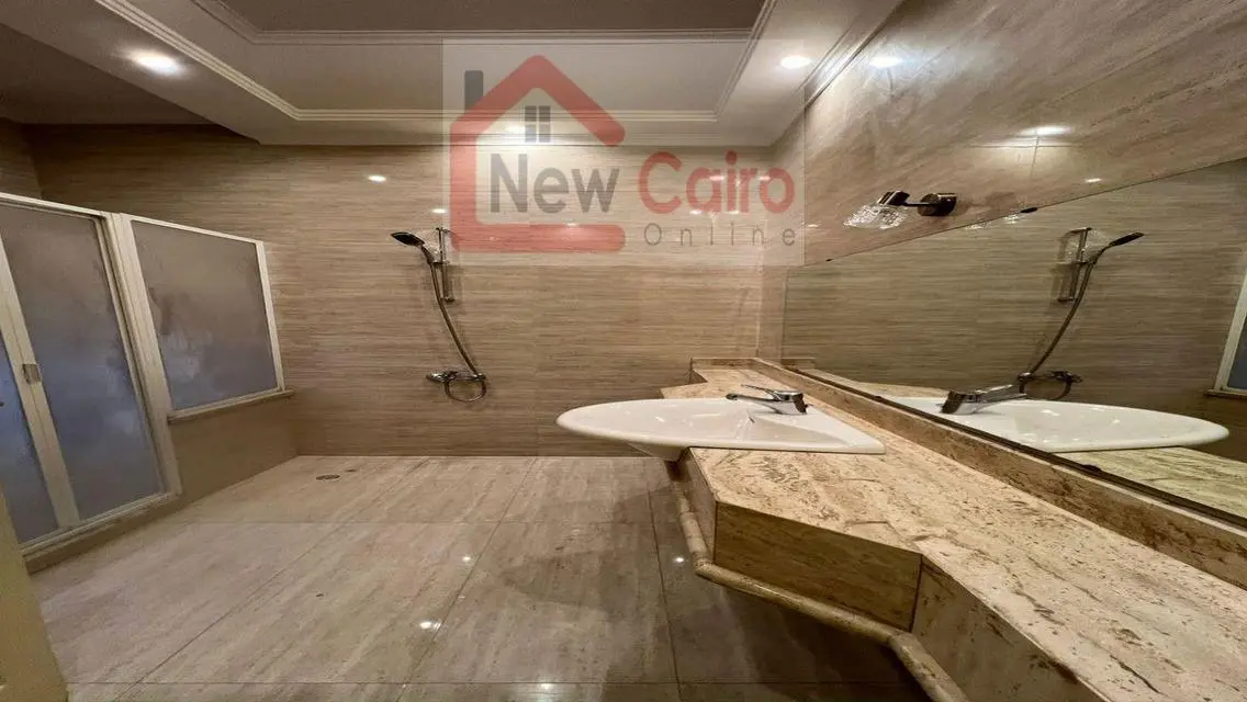 Luxury Villa with 3 Bedrooms for Sale