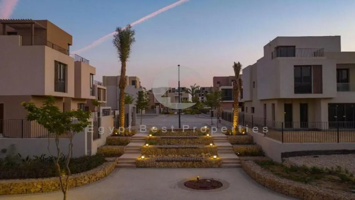 PENTHOUSE 5BEDS FOR SALE IN SODIC EAST OVER 10Y