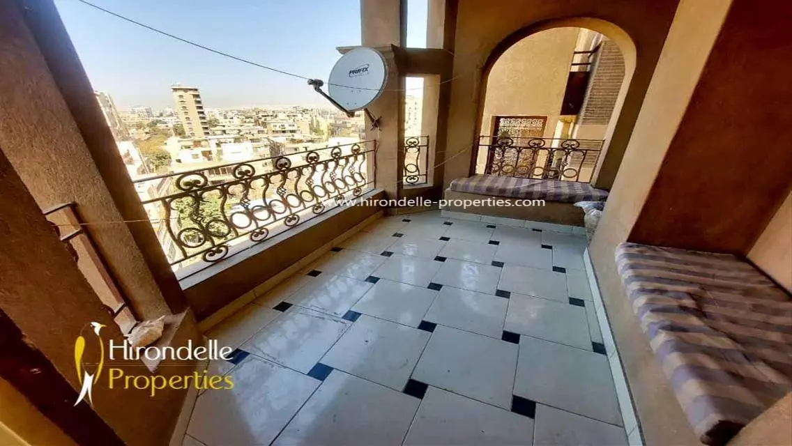 شقة واسعة للايجار بالمعادي دجلة