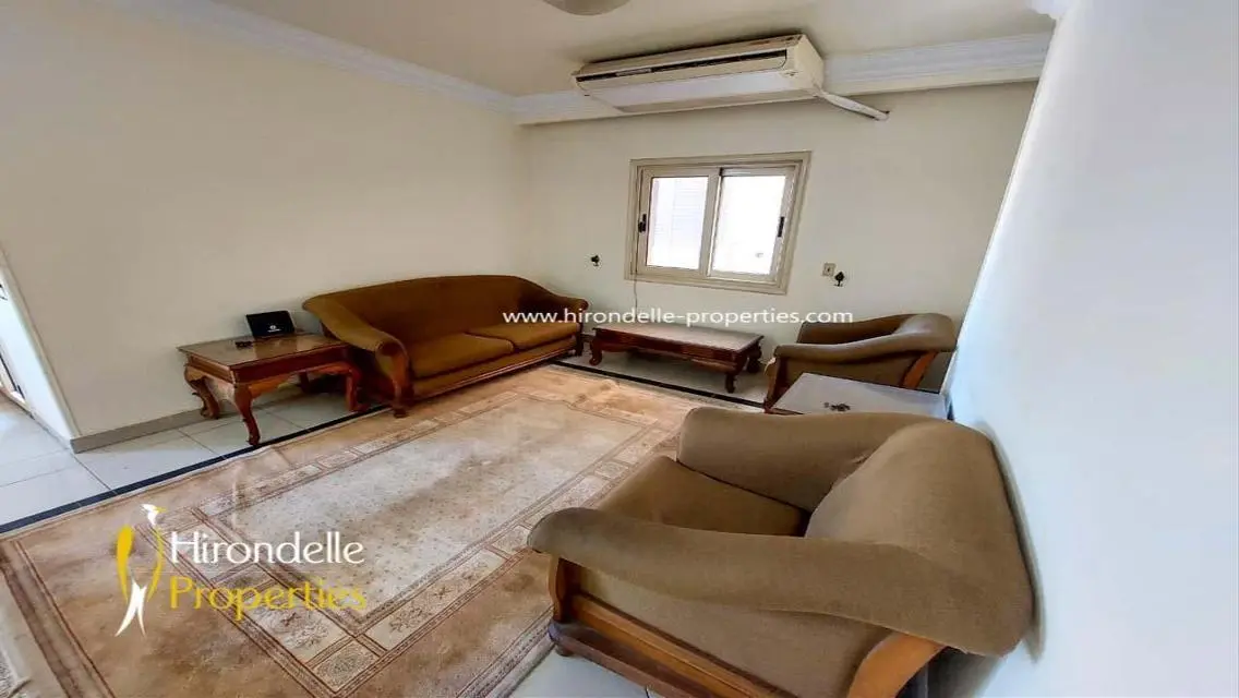 شقة واسعة للايجار بالمعادي دجلة