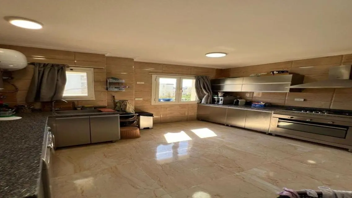 Apartment for sale in Mountain View Hyde Park