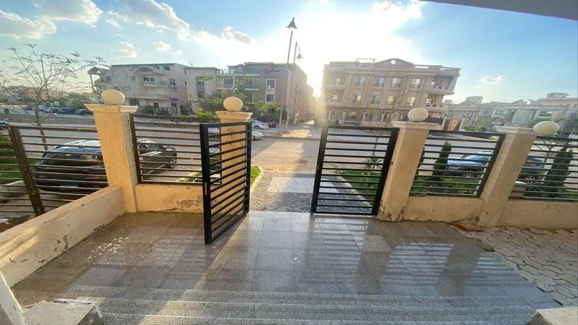Ground floor apartment for sale in Nakheel Resort,