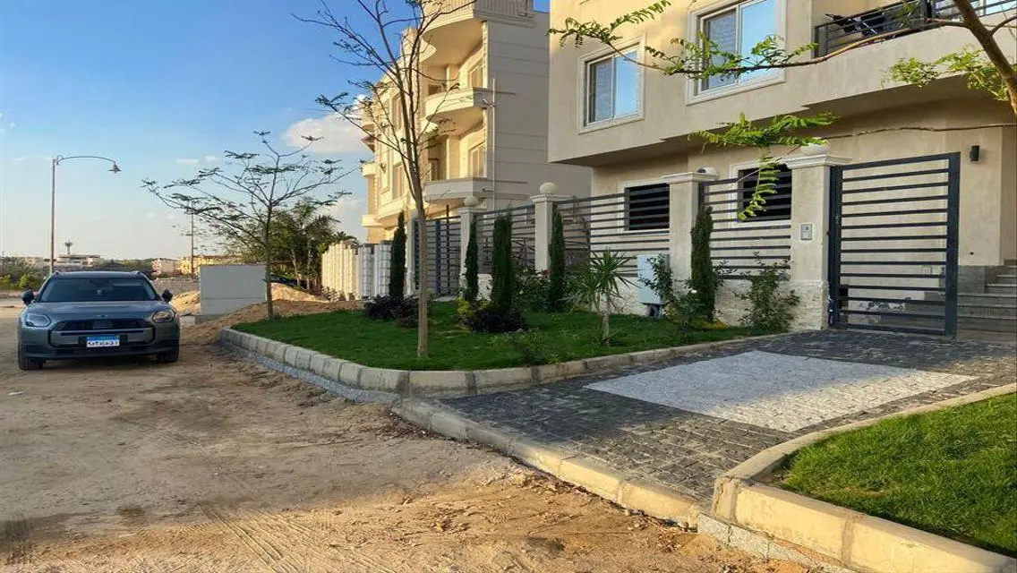 Ground floor apartment for sale in Nakheel Resort,