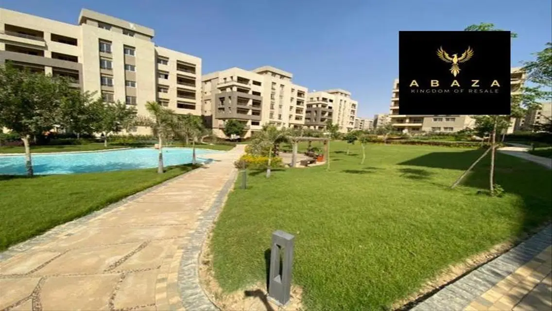 شقه للبيع بجاردن في كمبوند ذا سكوير