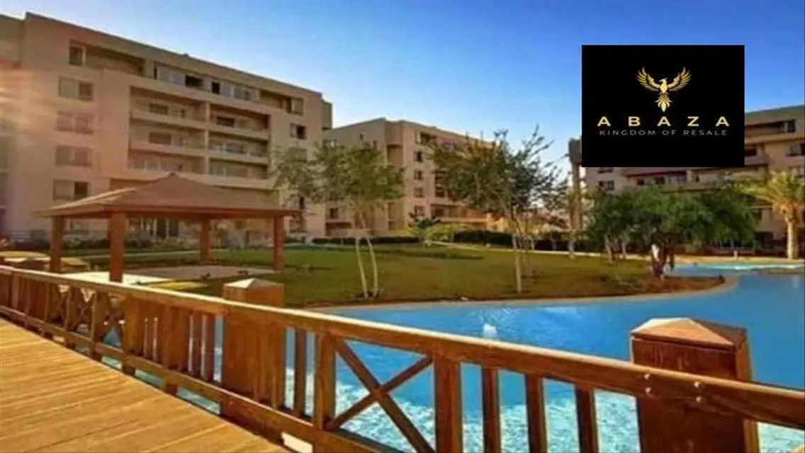 شقه للبيع بجاردن في كمبوند ذا سكوير
