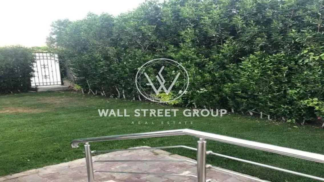 Villa for Sale 654m New Cairo - Garden View