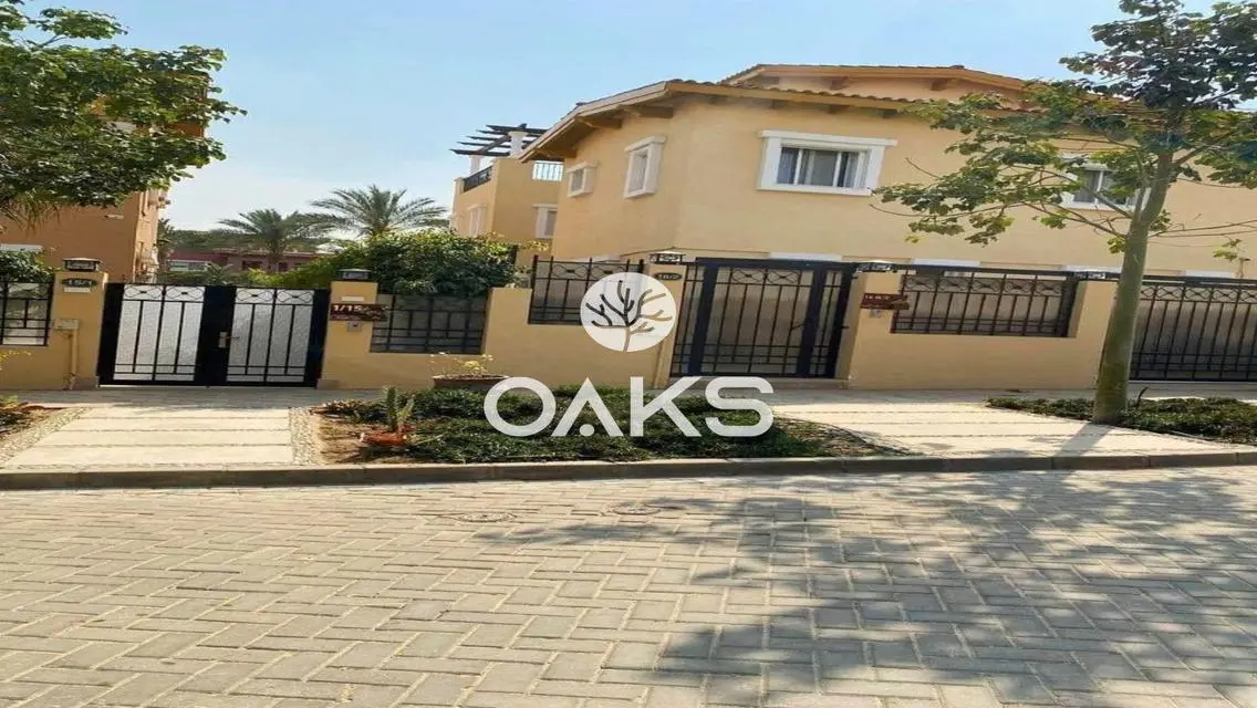 Townhouse for sale in Hyde Park,d.p 995 thousand