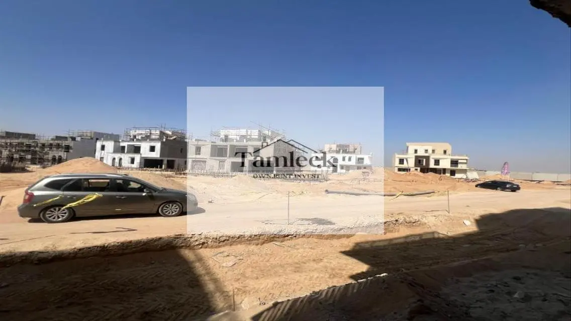 اقل من سعر السوق شقة ارضي تطل على الفيلل