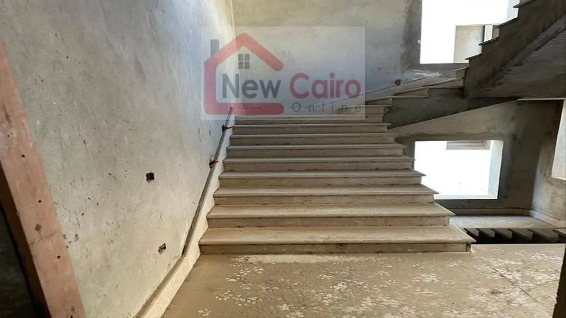 Luxury Apartment for Sale with Spacious Layout