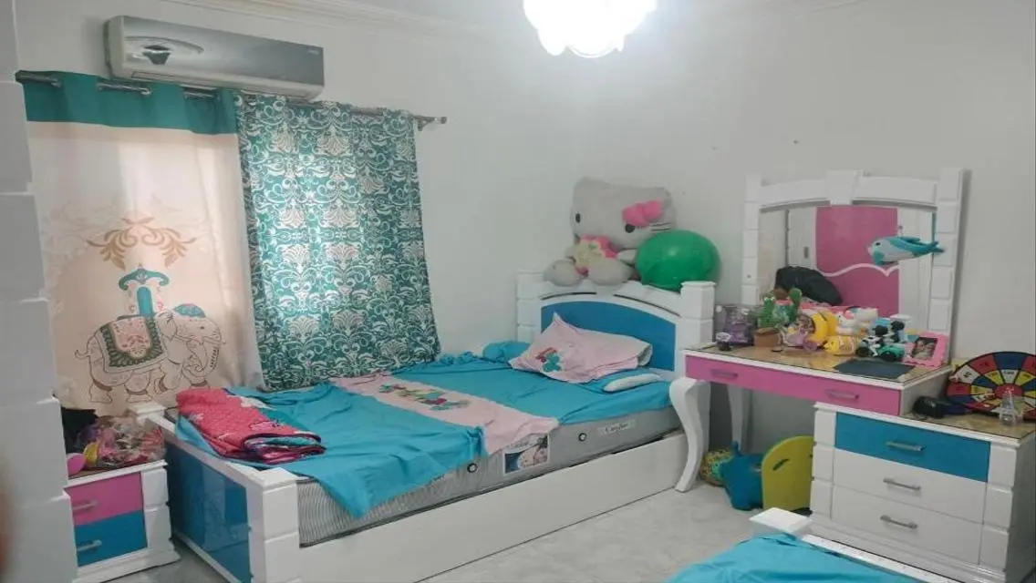 موقع مميز- بجوار الخدمات - تشطيب سوبر لوكس