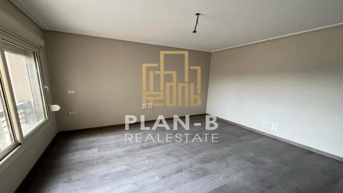 For rent ground floor with garden in Westridge