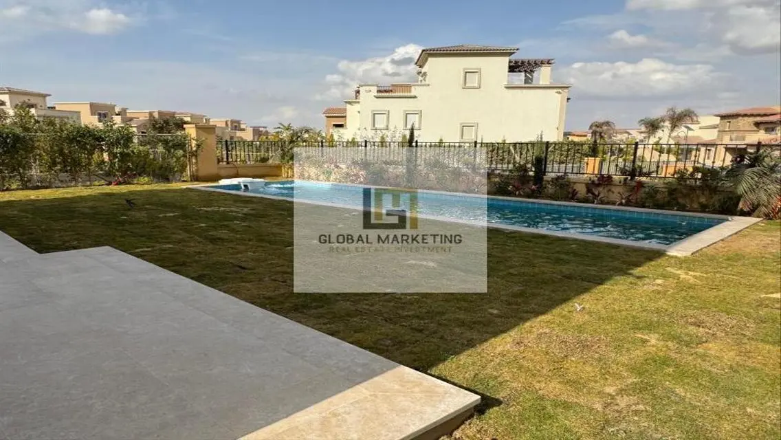 The most luxurious stand-alone with pool in mivida