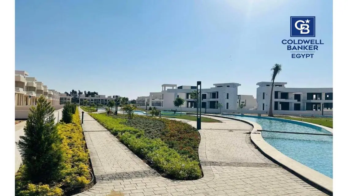 Resale Townhouse ready to move &amp; with installments