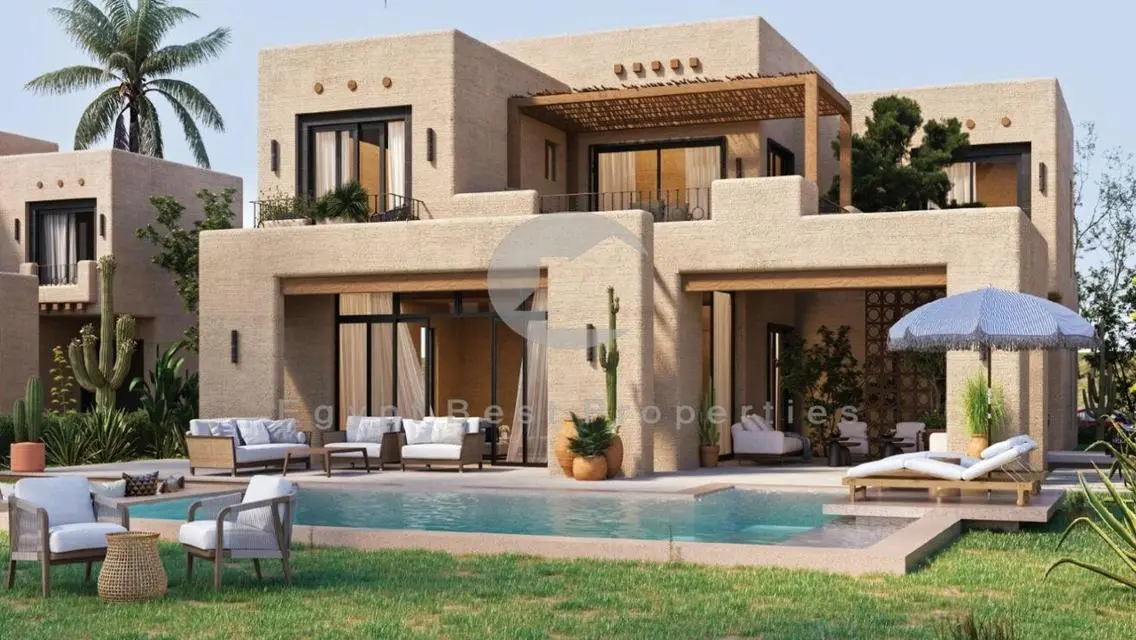شاليه للبيع على اللاجون في سعادة راس الحكمة 7 سنين