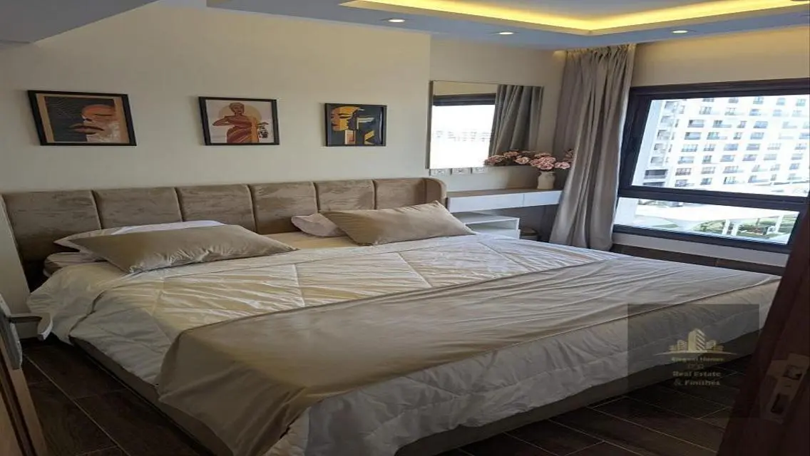 Hotel studio for rent, first used