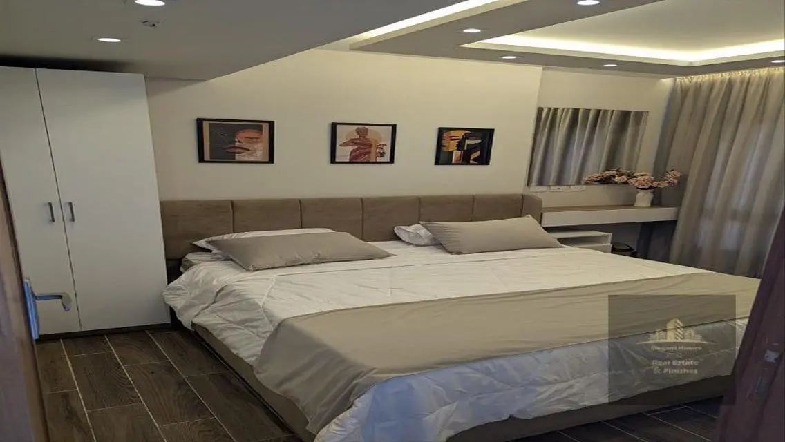 Hotel studio for rent, first used